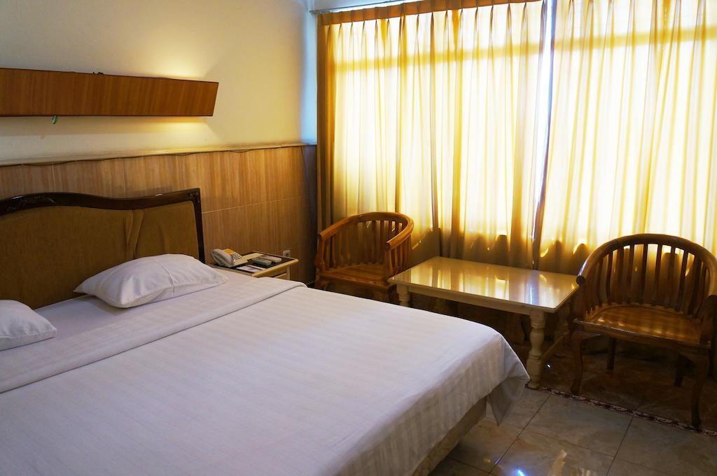 Hotel Duta Палембанг Номер фото