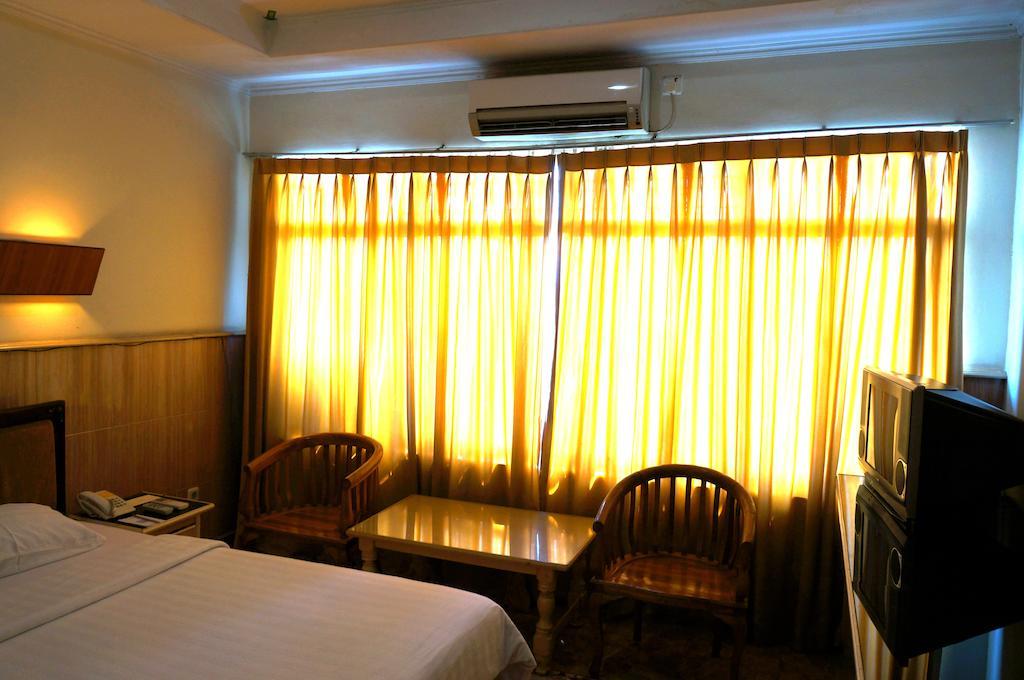 Hotel Duta Палембанг Номер фото